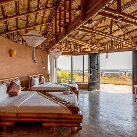 Hanchey Bamboo Resort Kampong Cham Exterior foto